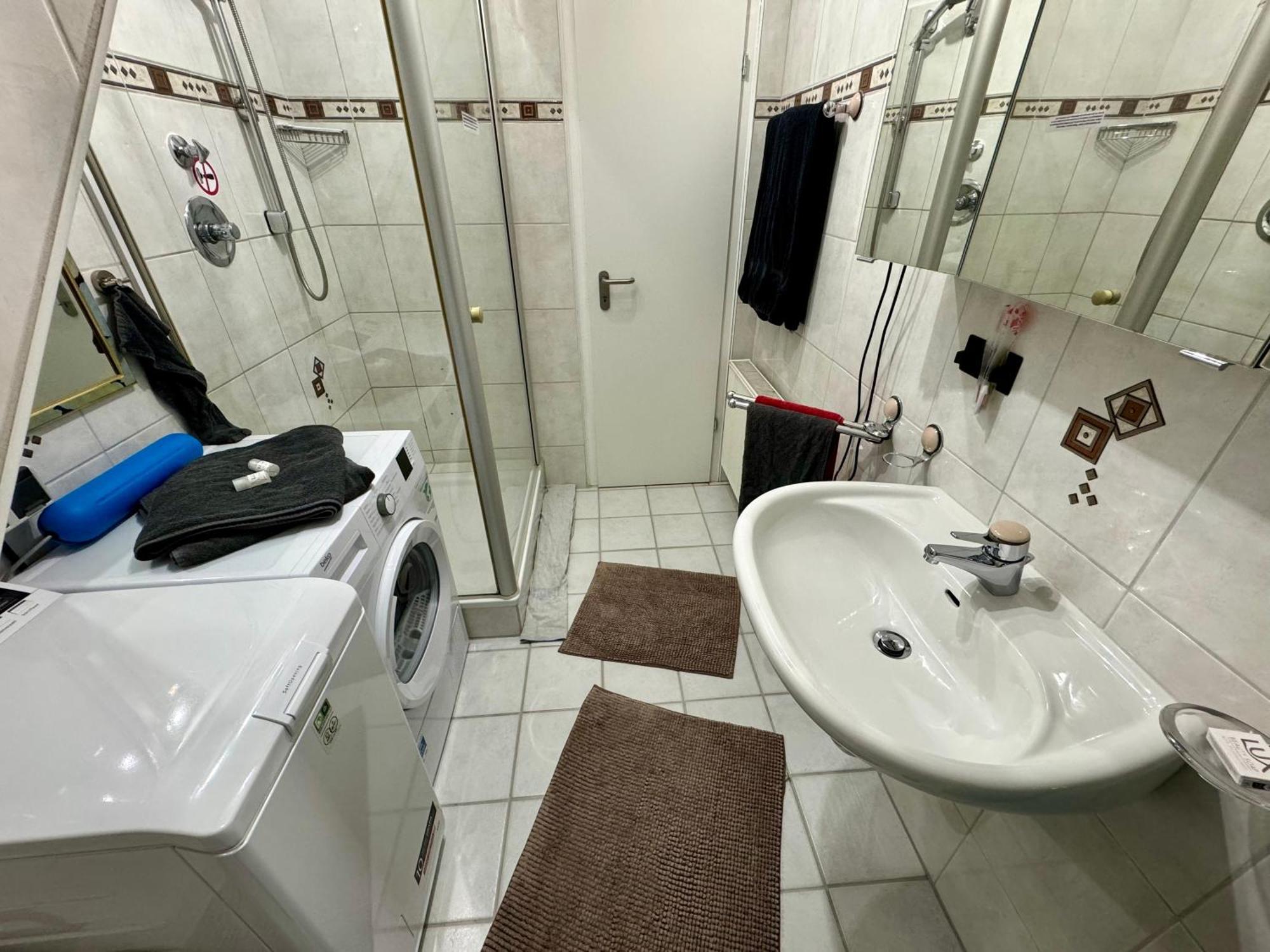 Zwei Apartment BRE